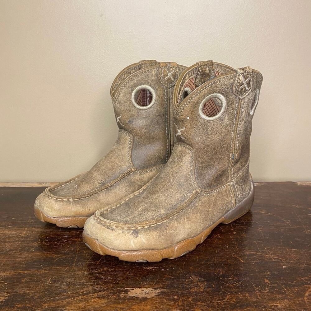 Twisted X Boy’s Moc Toe Pull-On Leather Boot, YDB0002, Size 13.5, Brown